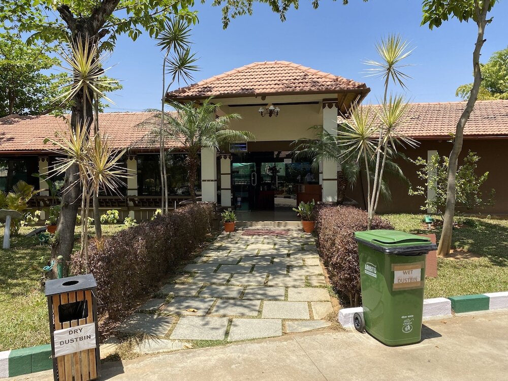Regenta Resort Golden Amoon — фото 1