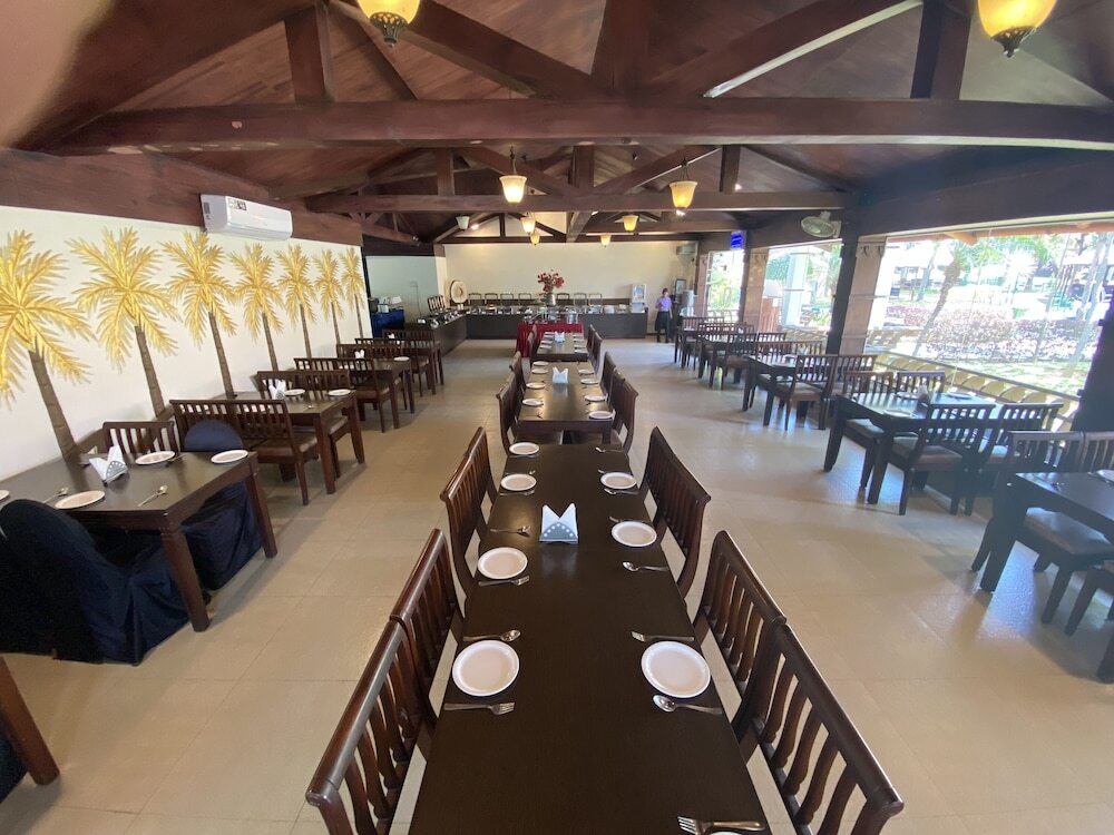 Thavarekere: Regenta Resort Golden Amoon