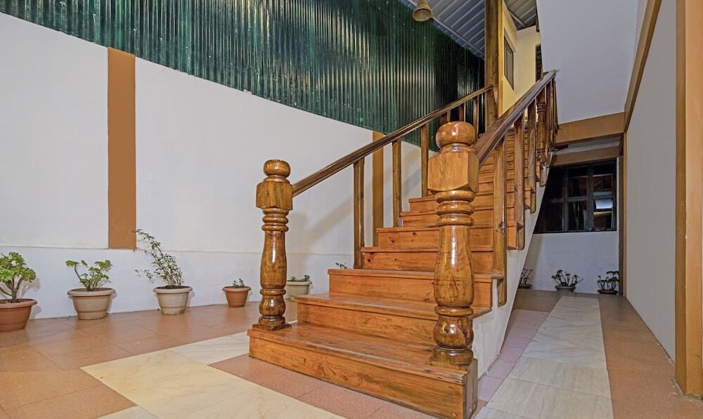 Шиллонг: Treebo Omega Stay Inn