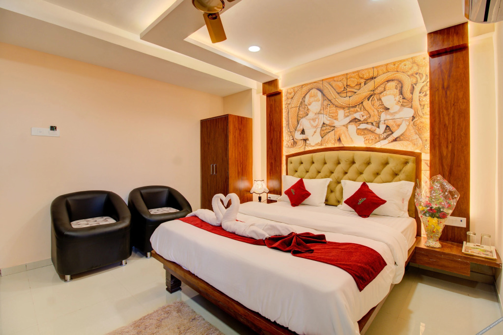 Тхане: Hotel Samaira Residency