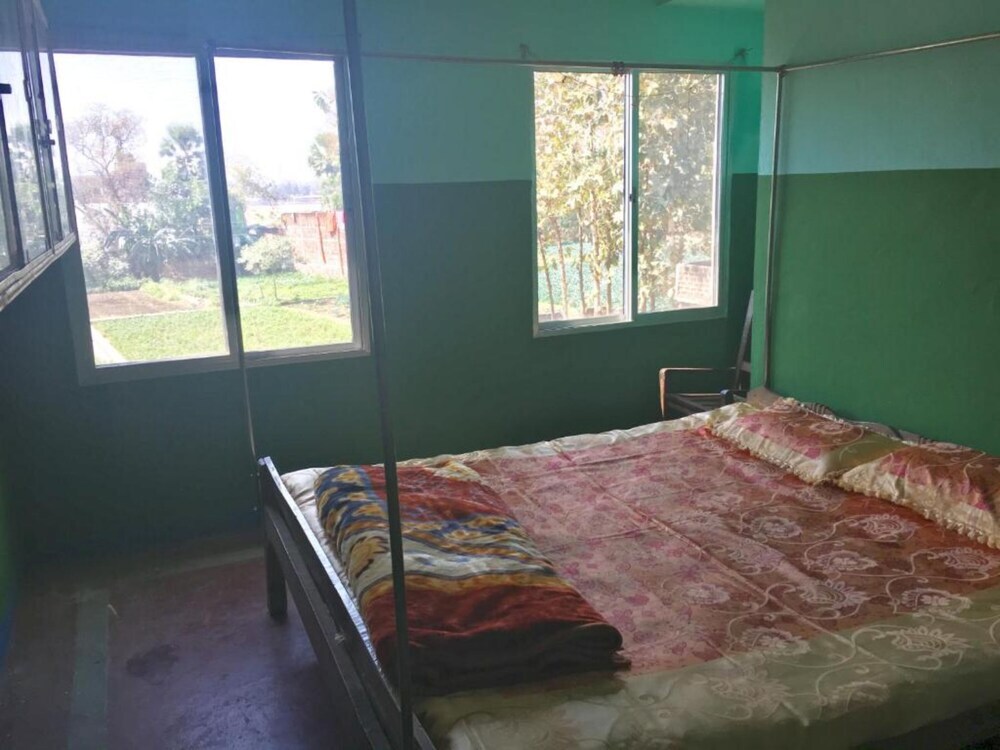 Бодх-Гая: Goroomgo Ansari House Bodhgaya