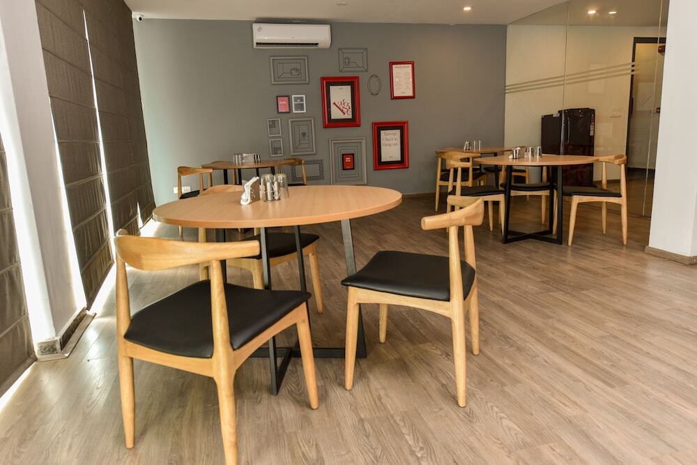 Большая Нойда: Hotel Noida International