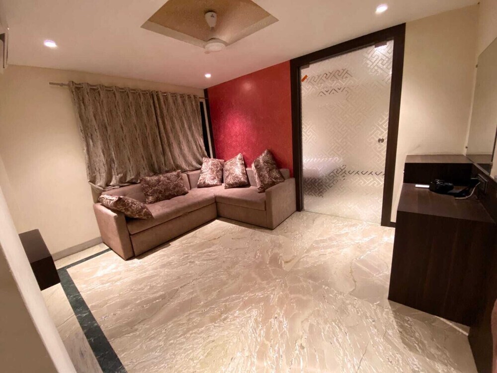 Тхане: Hotel Shubham Inn