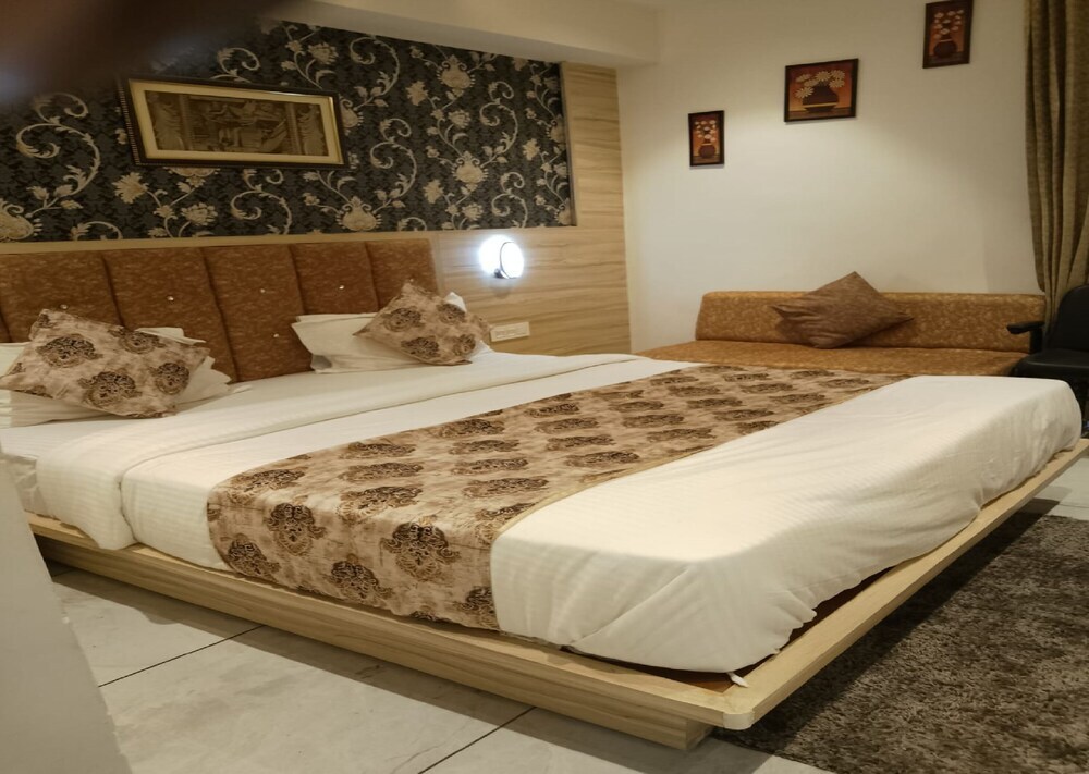Ахмедабад: Hotel Lotus Villa