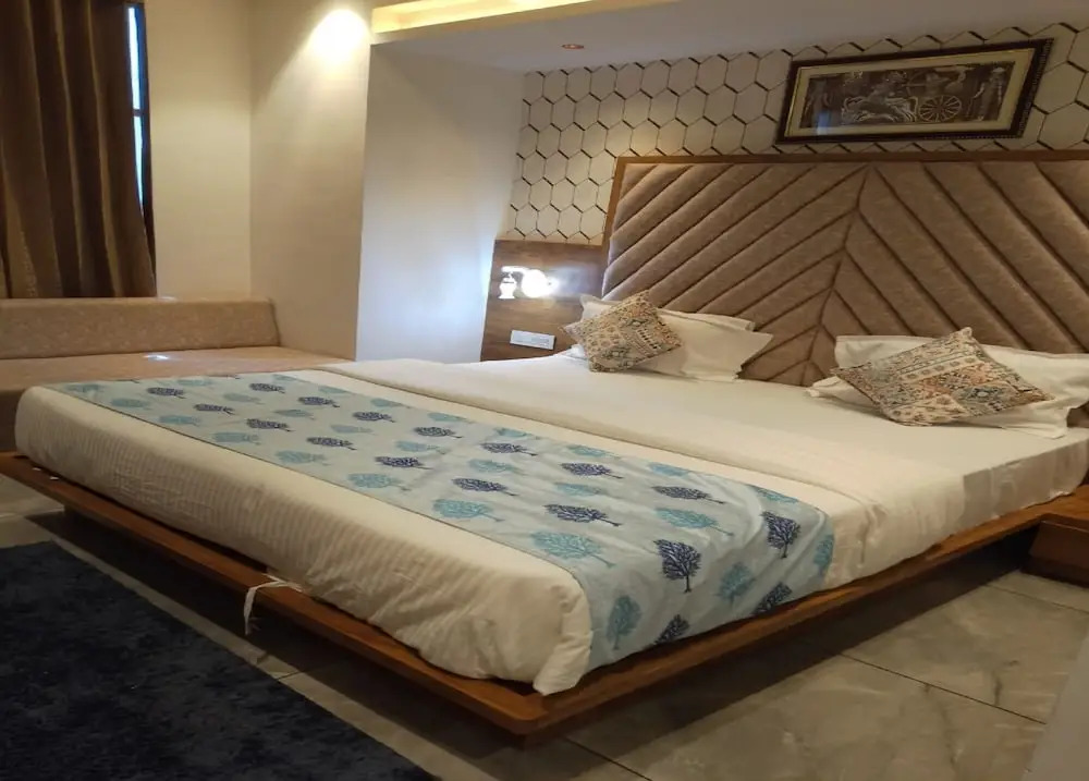 Ахмедабад: Hotel Lotus Villa