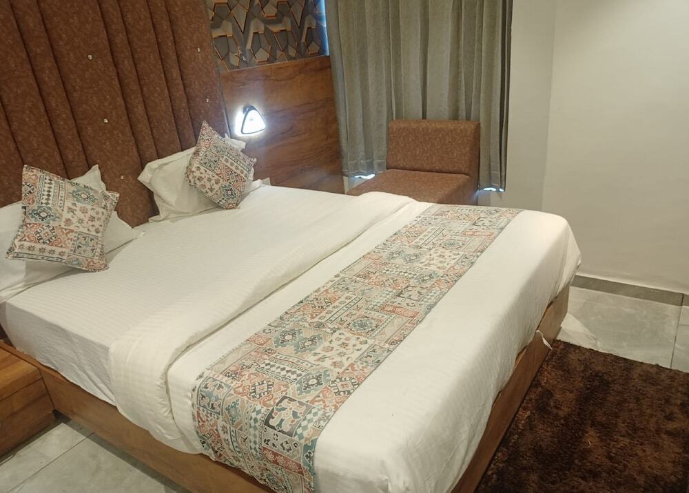 Ахмедабад: Hotel Lotus Villa