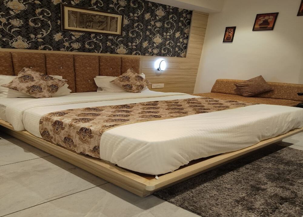 Ахмедабад: Hotel Lotus Villa