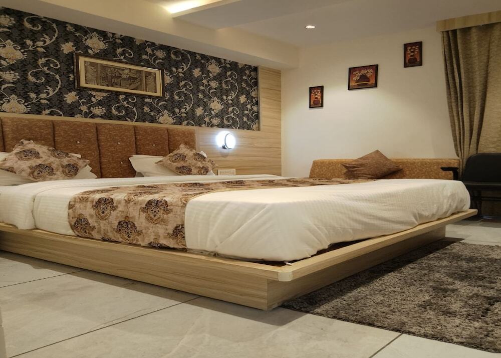 Ахмедабад: Hotel Lotus Villa
