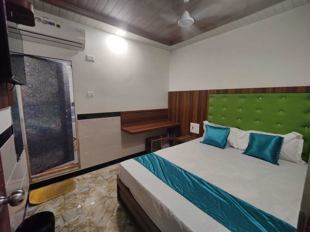Мумбаи: Hotel Tip Top Residency