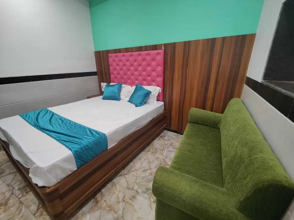 Мумбаи: Hotel Tip Top Residency