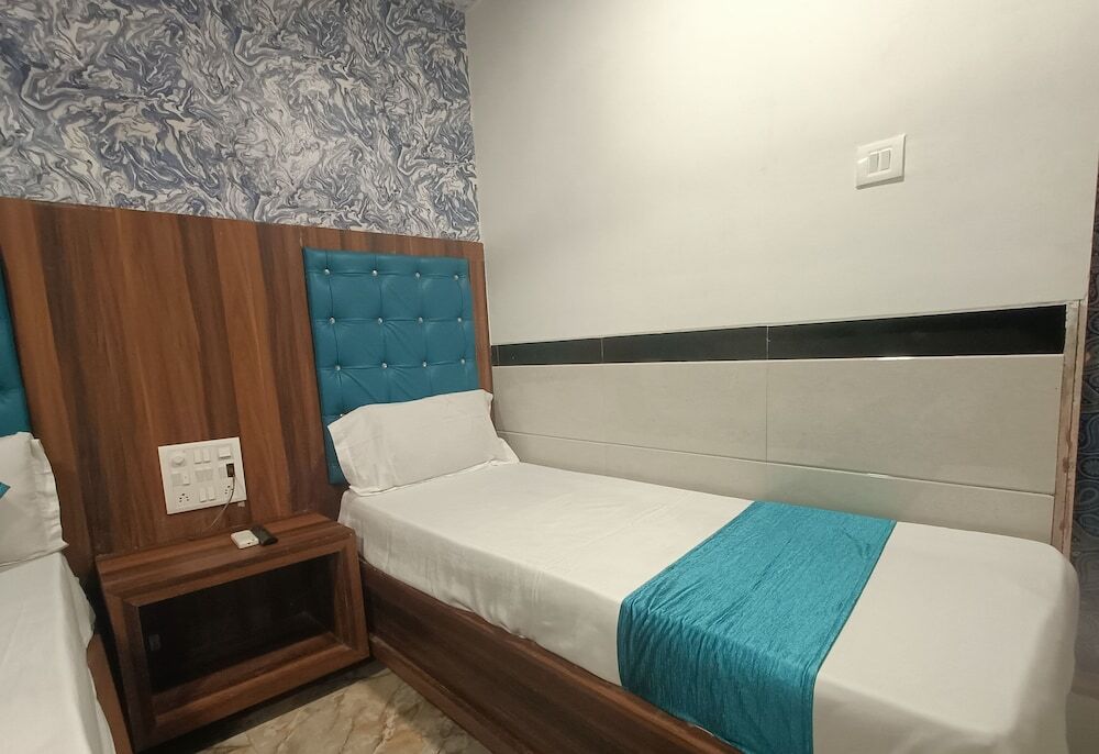 Мумбаи: Hotel Tip Top Residency