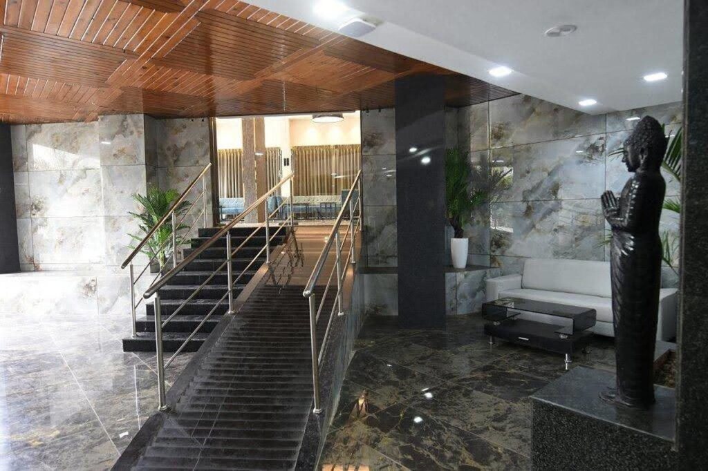 Пимпри-Чинчвад: Kyriad Hotel Pimpri