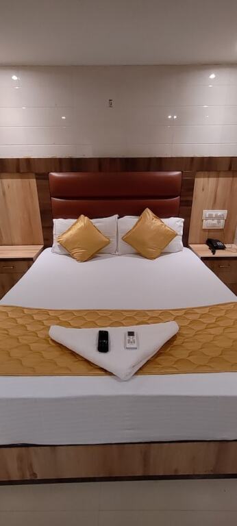 Мумбаи: Hotel Sai Suites Dadar