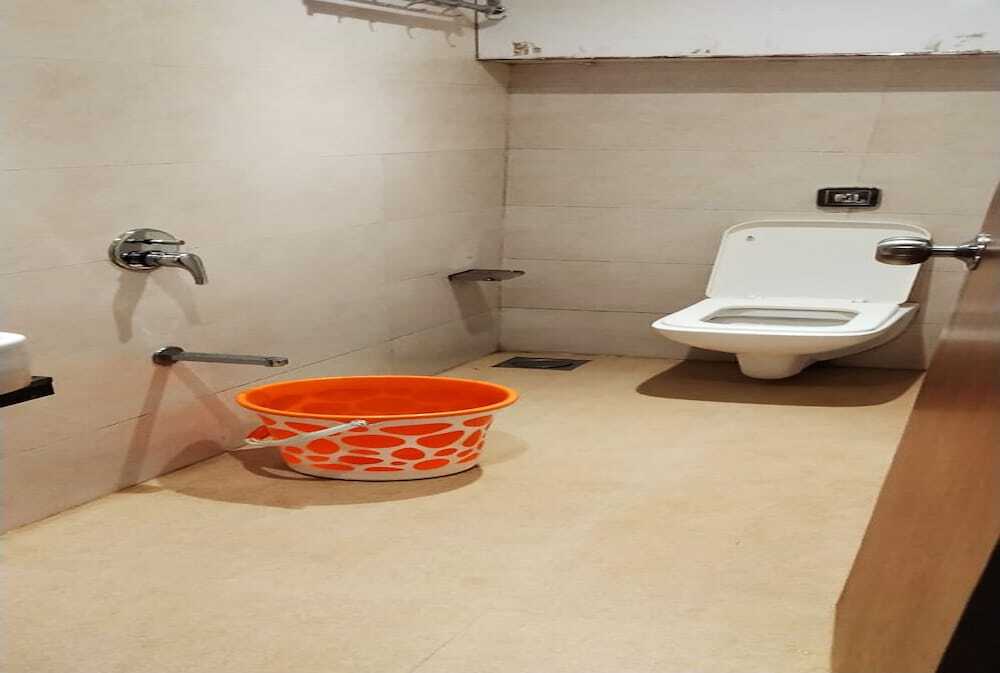 Мумбаи: Hotel Sai Suites Dadar