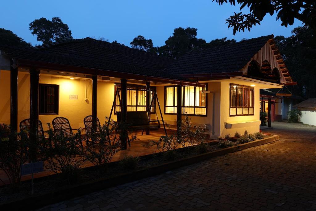 Кушалнагар: Avadale Coorg Stag - Groups Not Allowed
