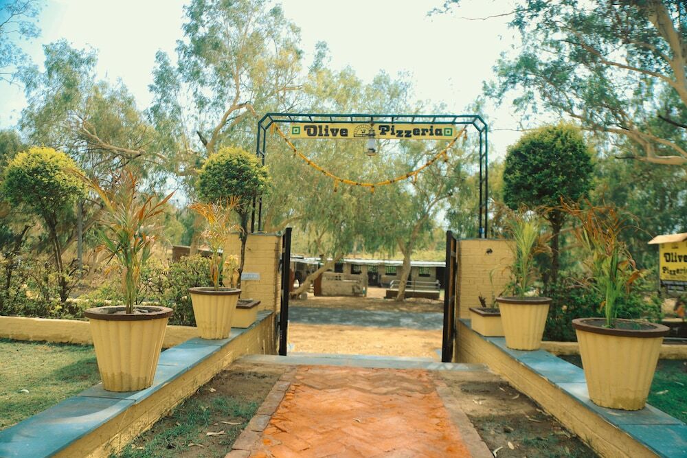 Садри: Ranakpur Hill Resort