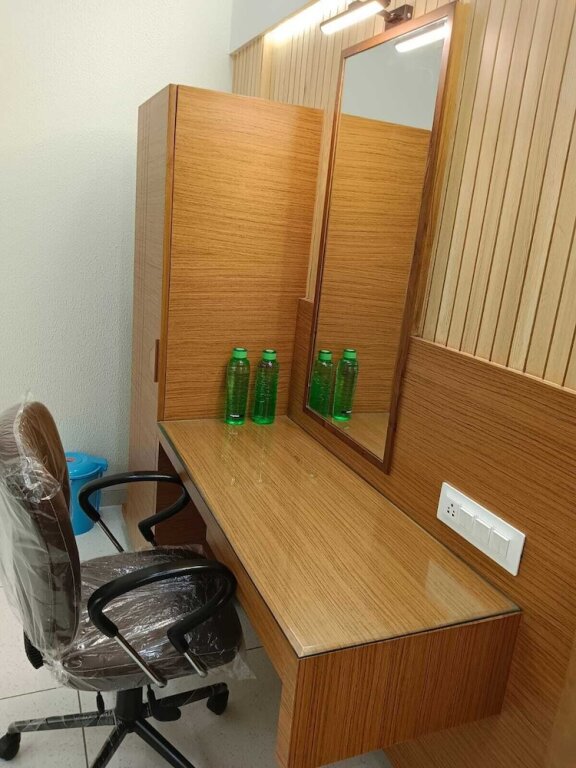 Сурат: Hotel Tulsi