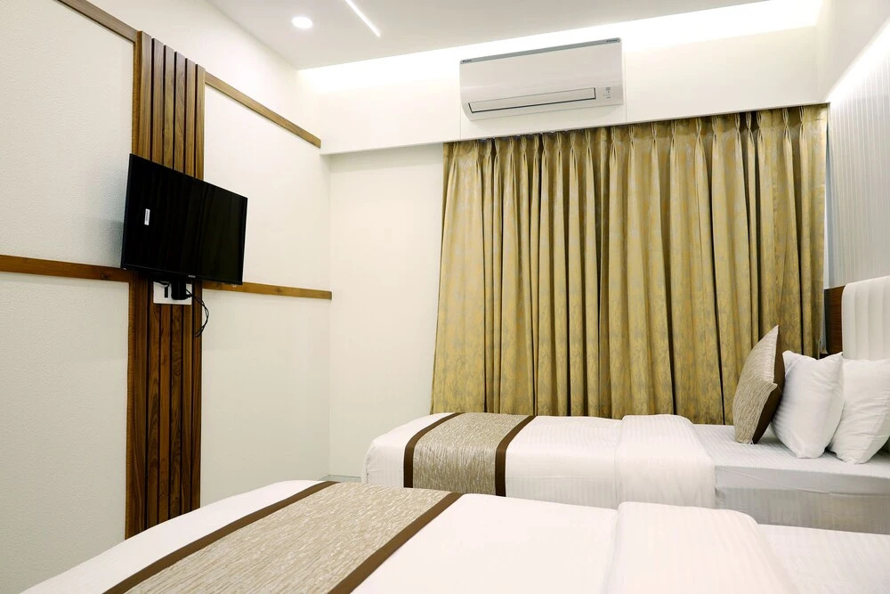Сурат: Hotel Tulsi