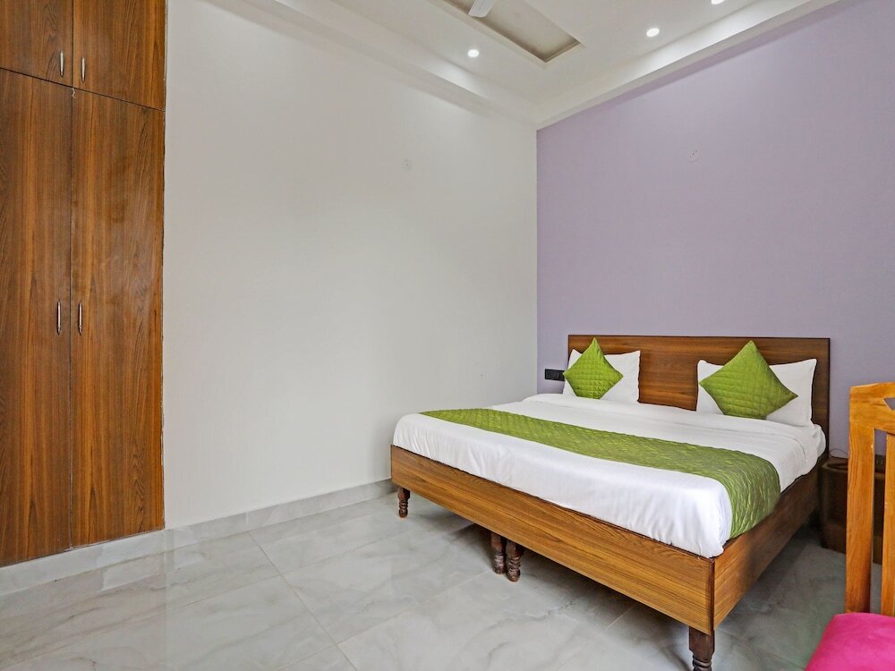 Нойда: Hotel Golden Admire By F9 Hotels