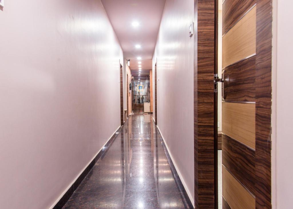 Дибругарх: Hotel Divine Paradise - Dibrugarh
