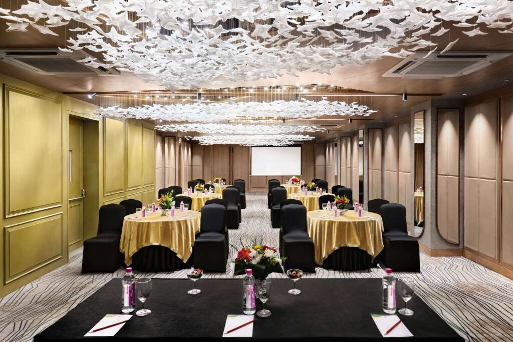 Силигури: Ramada Encore By Wyndham Siliguri Sevoke Road