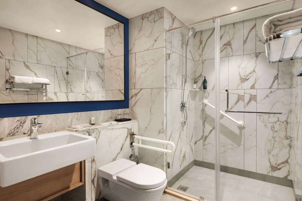 Силигури: Ramada Encore By Wyndham Siliguri Sevoke Road