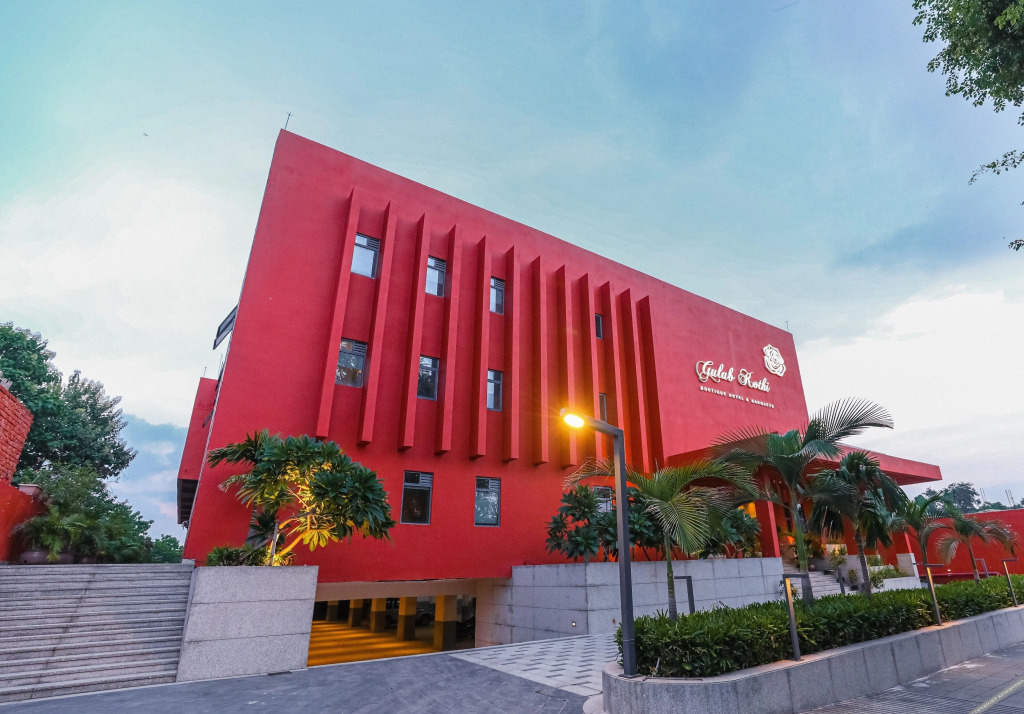 Сарнатх: Gulab Kothi Varanasi by Royal Orchid Hotels Limited