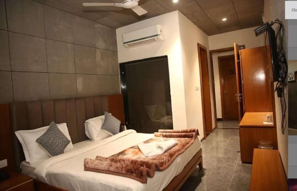 Шивпури: Nakshatra Resort & Garden