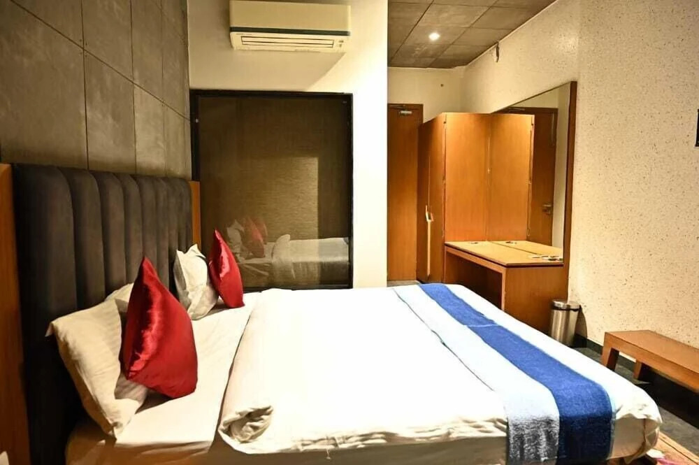 Шивпури: Nakshatra Resort & Garden