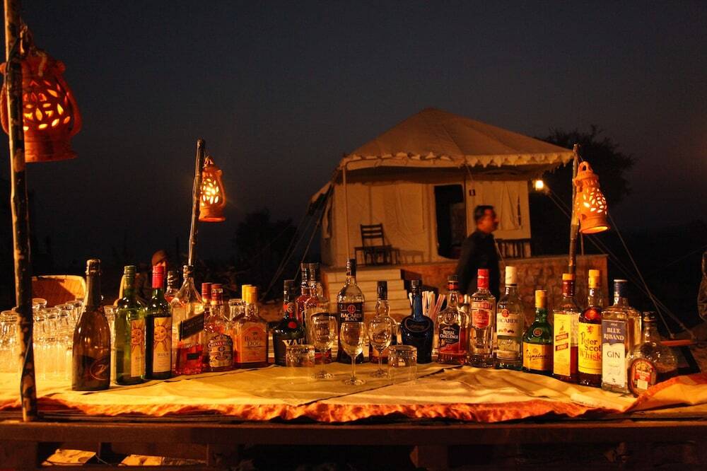 Khiyansaria: Clarks Exotica Resort & Camp, Dechu-Jodhpur