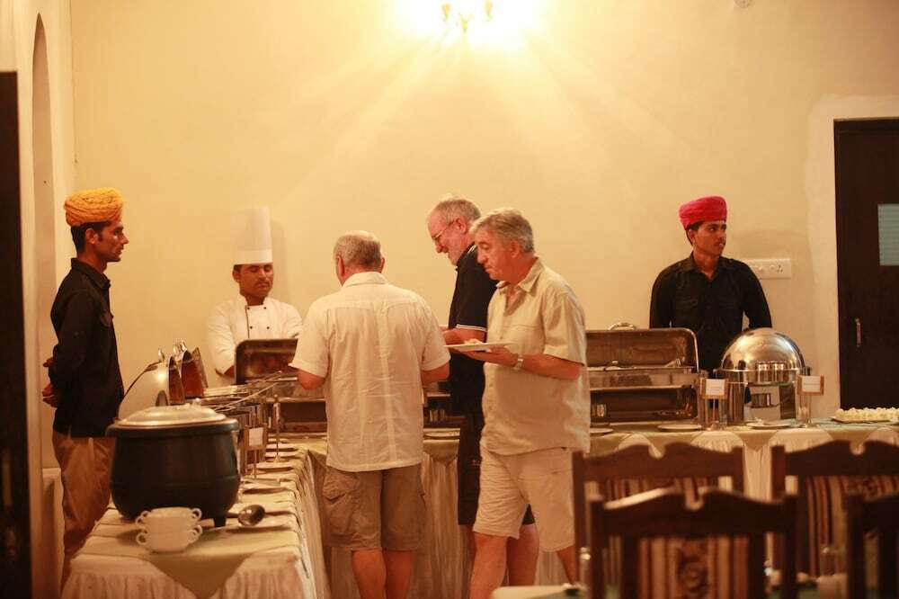 Khiyansaria: Clarks Exotica Resort & Camp, Dechu-Jodhpur