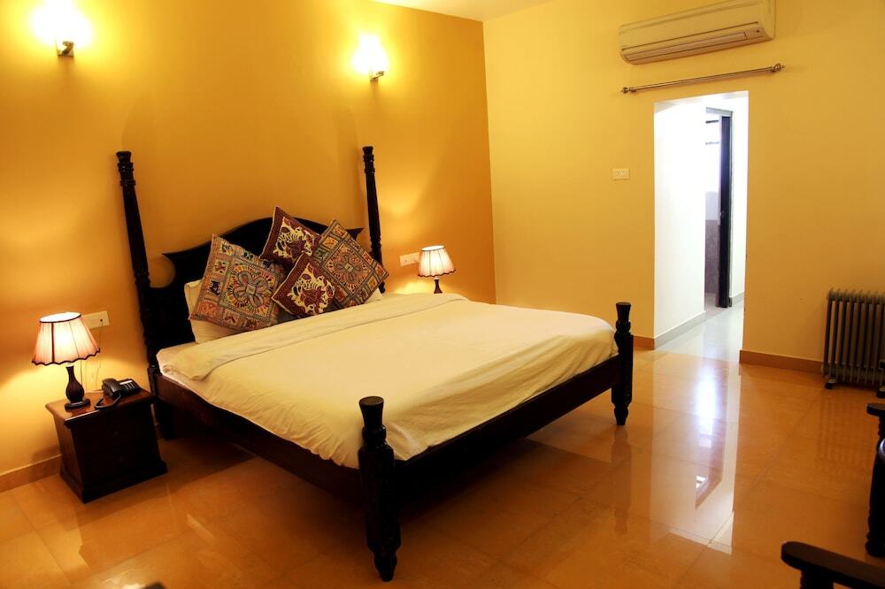 Khiyansaria: Clarks Exotica Resort & Camp, Dechu-Jodhpur