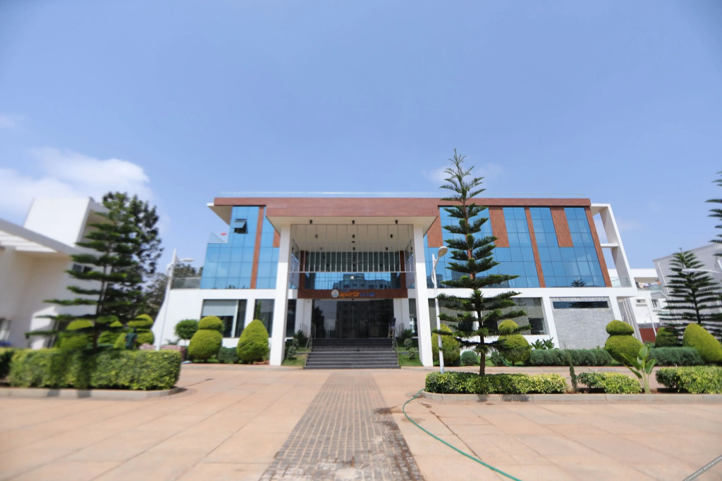 Бангалор: VRR Hotel's And Convention Centre