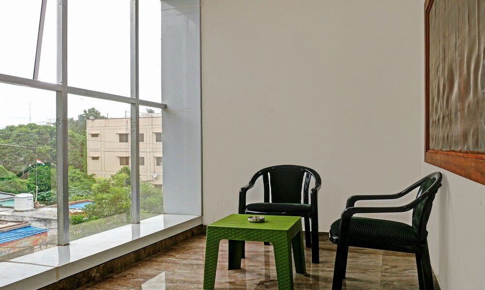 Варанаси: Fabhotel Super 3 Premium