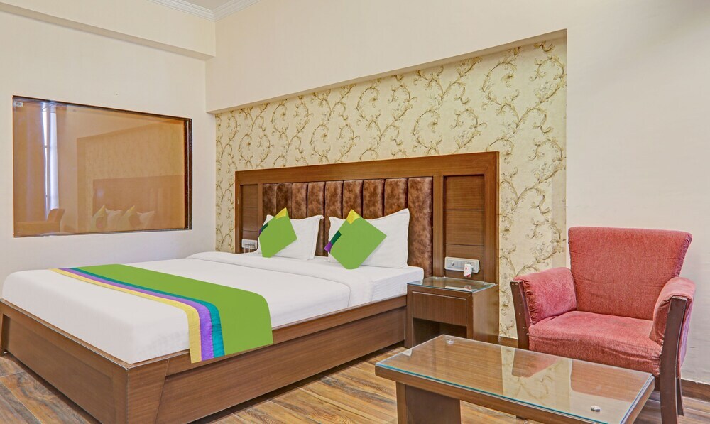 Лакхнау: Treebo Trend Shimla Resort