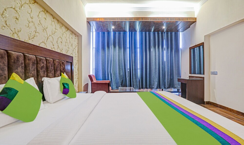 Лакхнау: Treebo Trend Shimla Resort