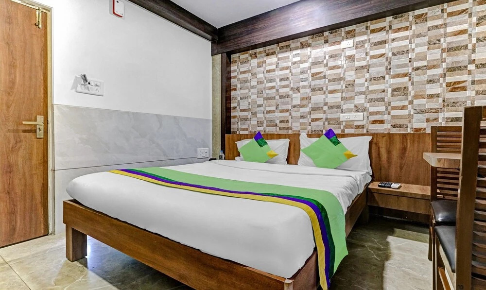 Панвель: Treebo Trend Kana Palace