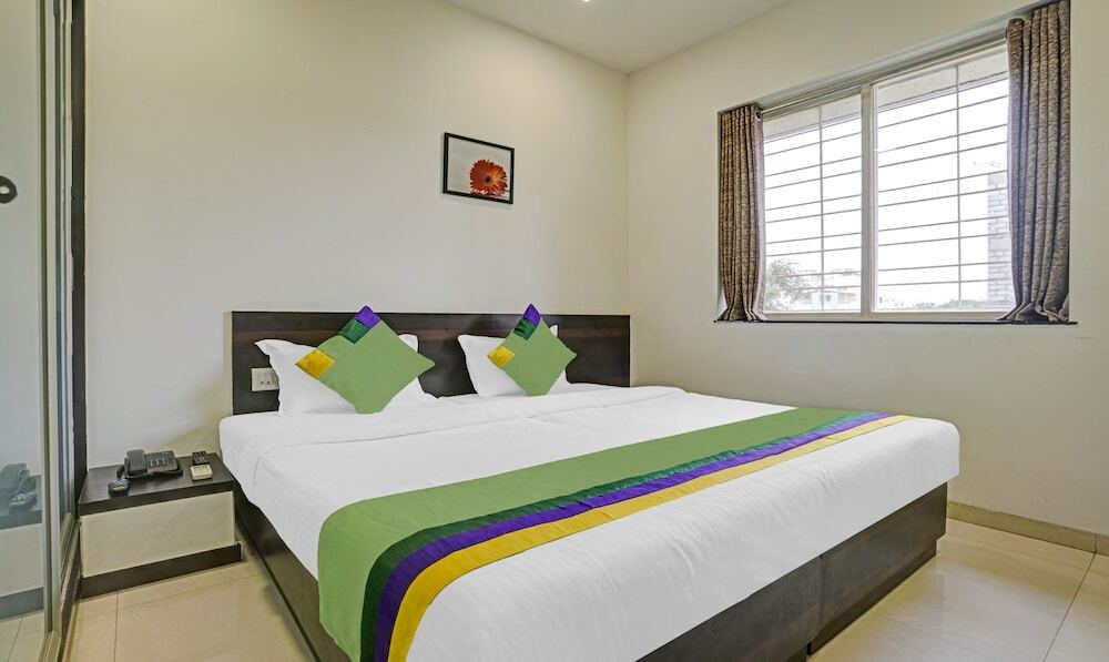 Нашик: Treebo Excellent Homes, Nashik