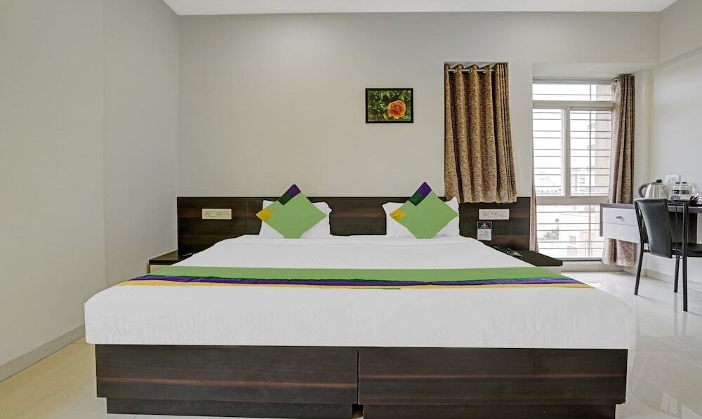 Нашик: Treebo Excellent Homes, Nashik