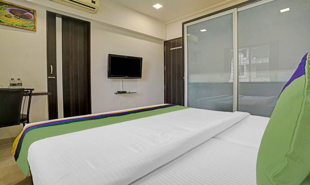 Нашик: Treebo Excellent Homes, Nashik