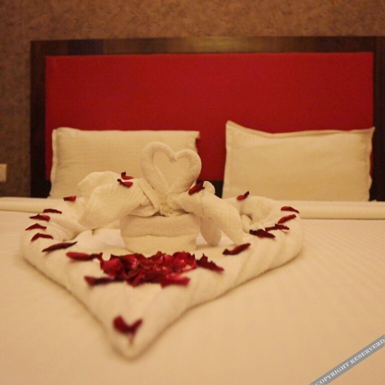 Нашик: Swiss Traffalgaar Luxury Hotels