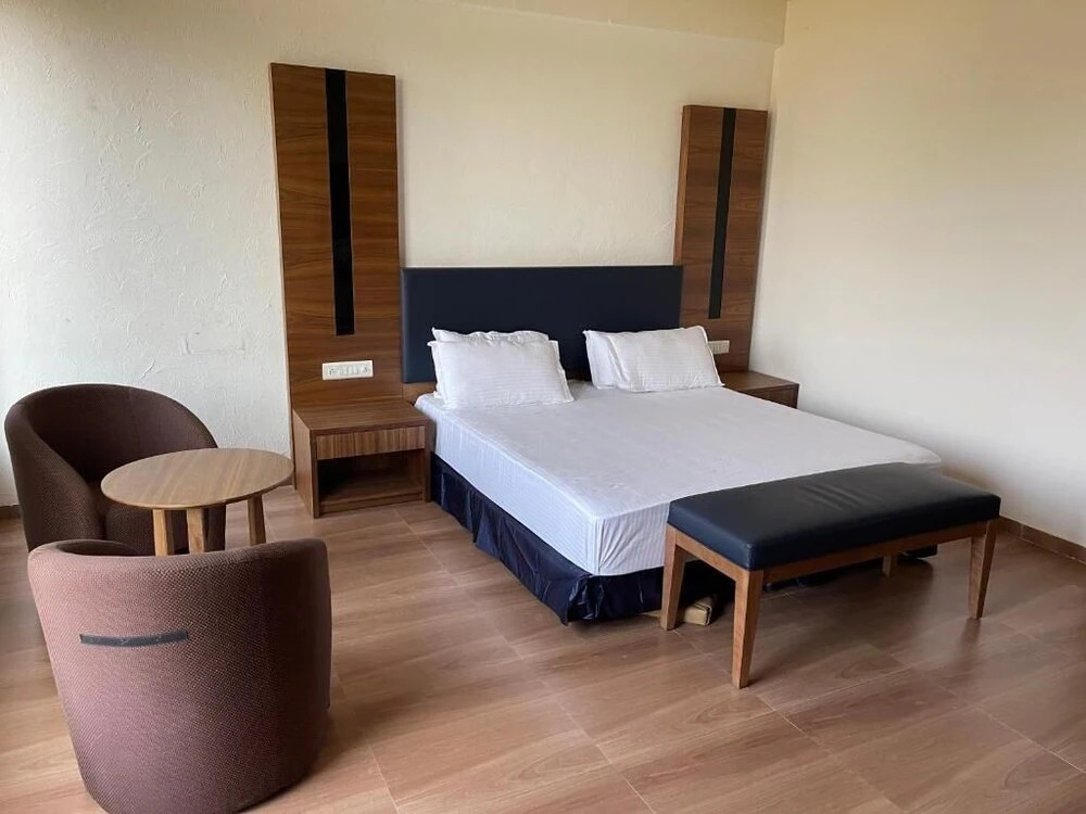 Химатнагар: Heaven7 Hotel & Resort