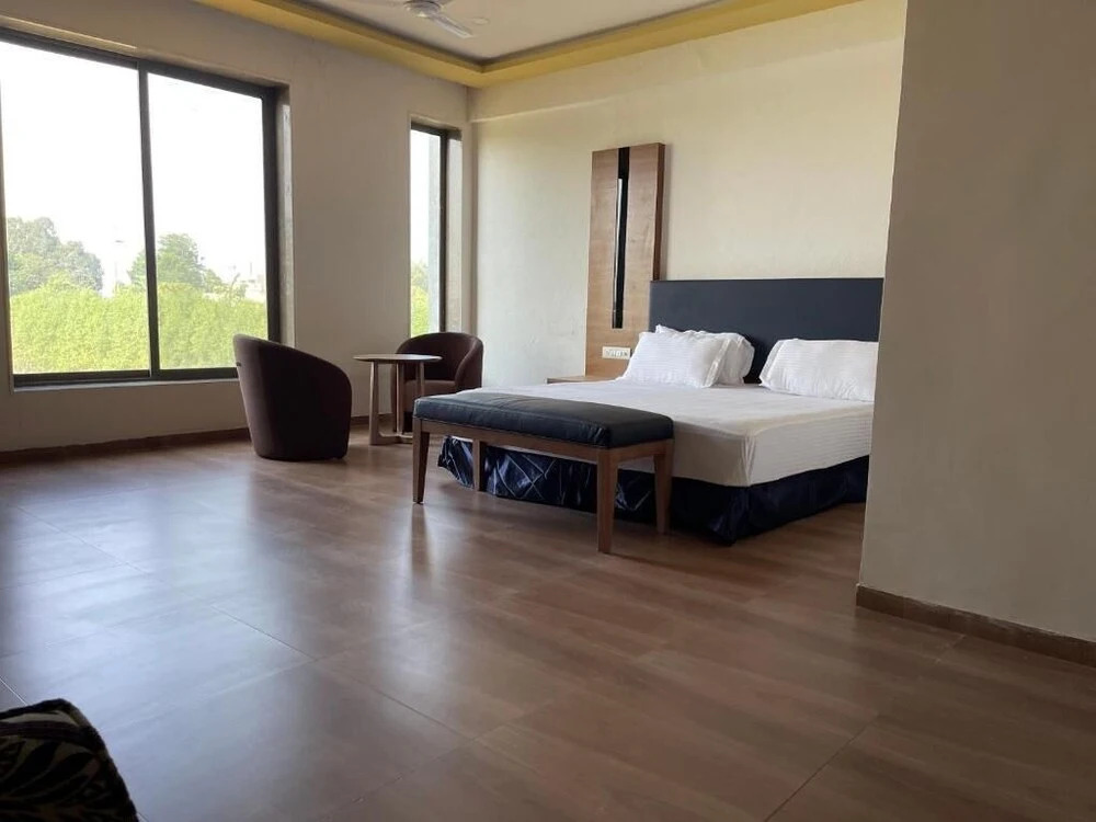 Химатнагар: Heaven7 Hotel & Resort