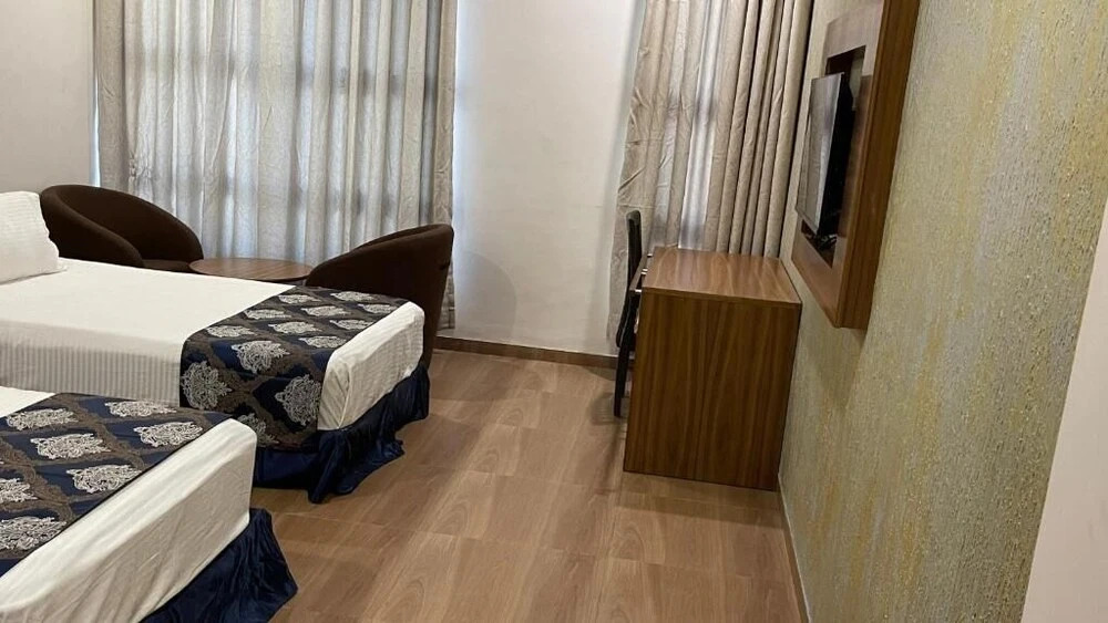 Химатнагар: Heaven7 Hotel & Resort