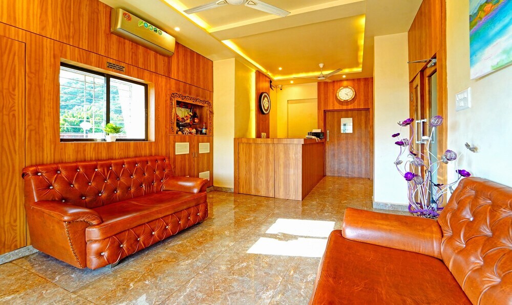 Даполи: Treebo Ss Residency, Dapoli