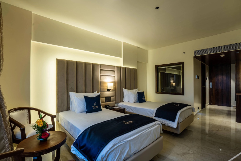 Хандала: Mastiff Grand The Sia Palace Suites & Banquets, Khopoli (Nr. Imagica)