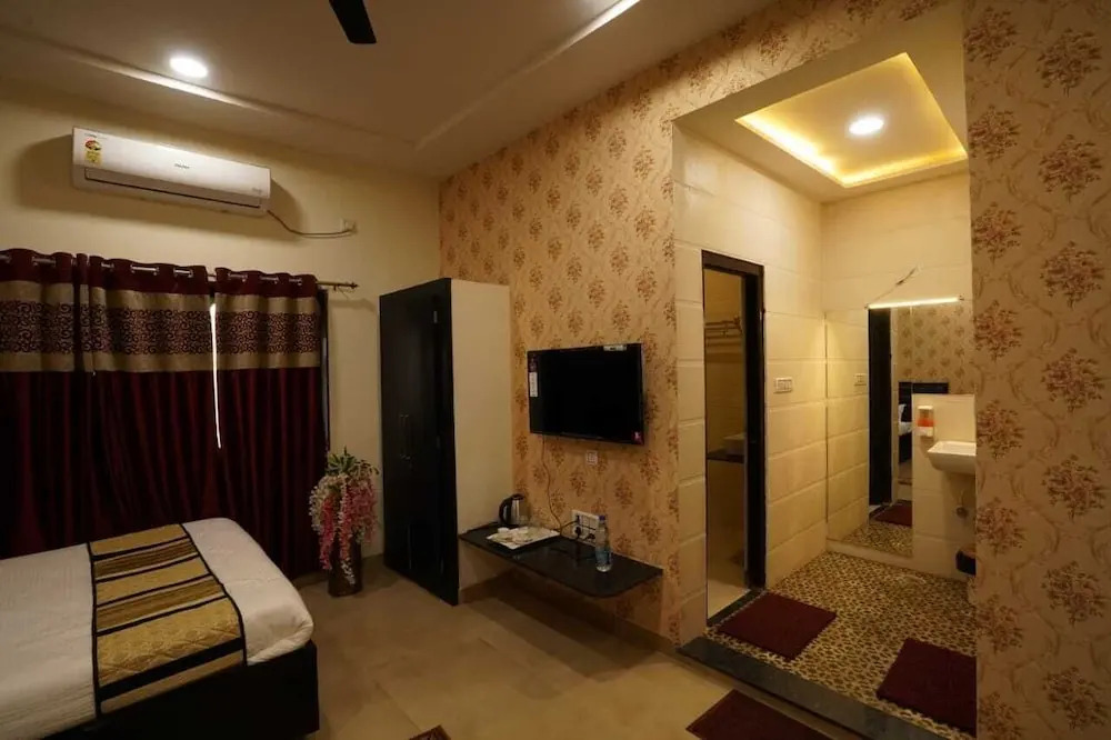 Райпур: Hotel Rajwada Resort
