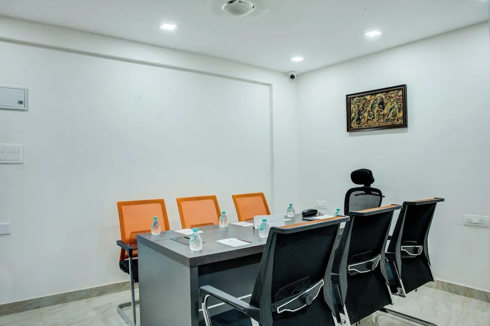 Chikkajala: Hotel Sterling Inn Near Bangalore International Airport