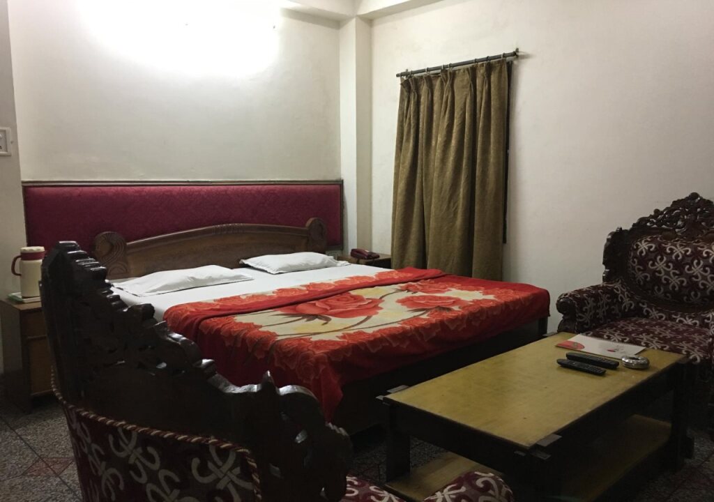 Крепость Jhansi: Hotel Samrat