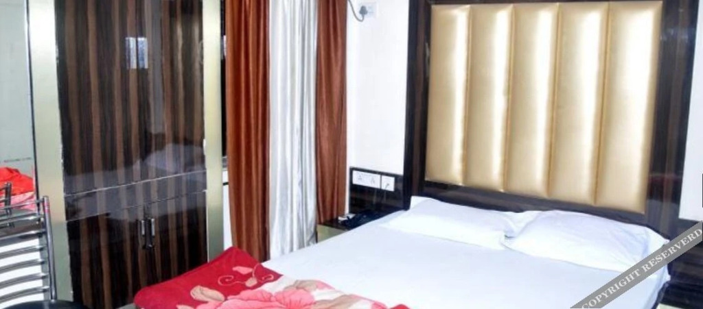 Крепость Jhansi: Hotel Samrat